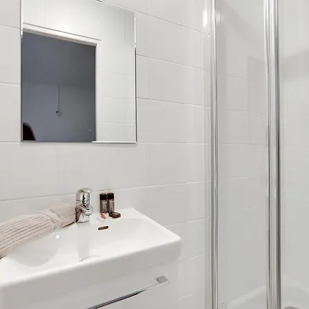 Cosy & Au Coeur De Apartment Paris